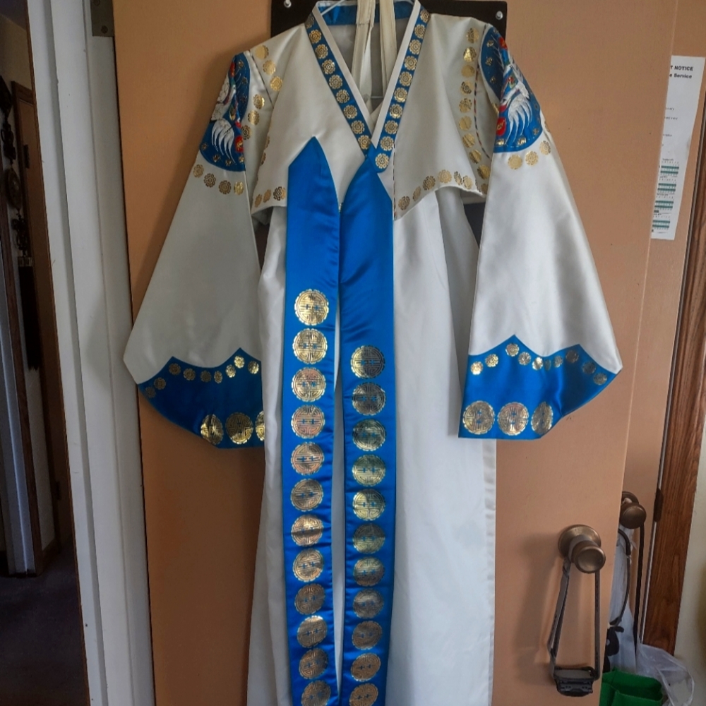 Korean dress